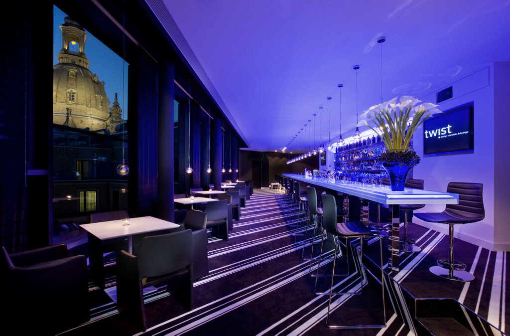INNSIDE by Melia Dresden TwistLoungeBar