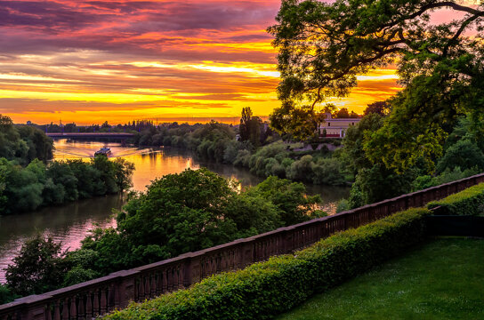 AB Abendstimmung Main T.Benzin