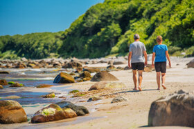 Wandern am Wasser Schwarbe Credit Tourismuszentrale Ru gen Christian Thiele