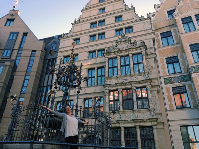 Leibnizhaus und Wunschbrunnen in der Hannover Altstadt