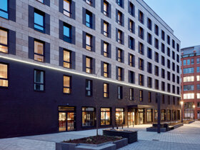 2061 CL Aussen M04 ONLINE 2400px