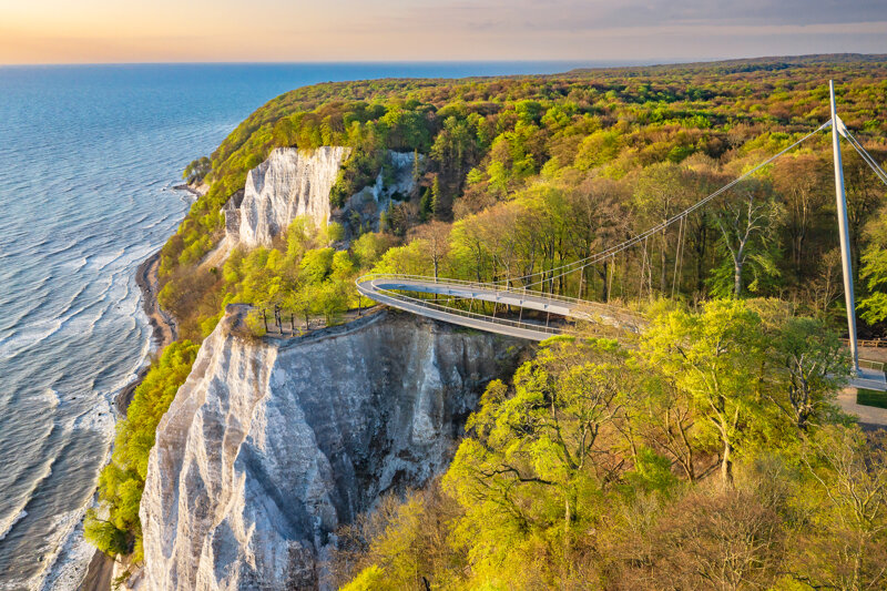 Skywalk am Königsstuhl im Nationalpark Jasmund – beliebtes Ausflugsziel nahe Breege auf Rügen