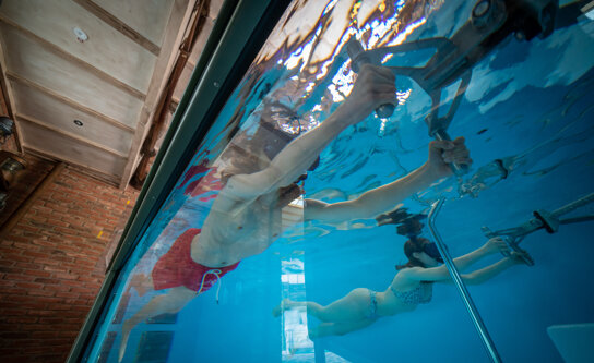 Menschen bei Schnorkeln