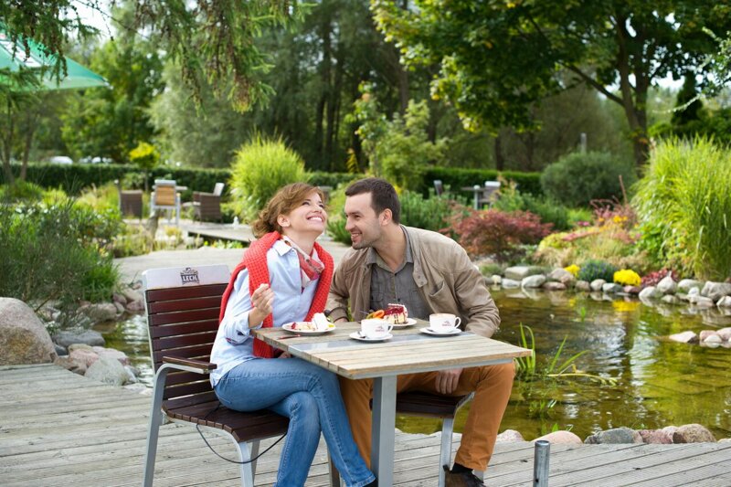japanischer Garten vor dem Hotel