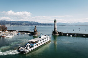 Hafeneinfahrt-Lindau-2 Frederick-Sams