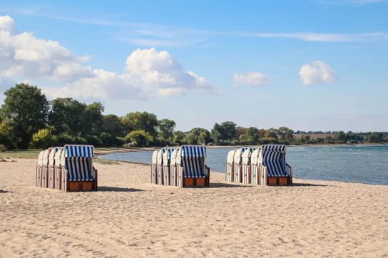 Wohlenberger Wiek Strand 4.webp.crdownload