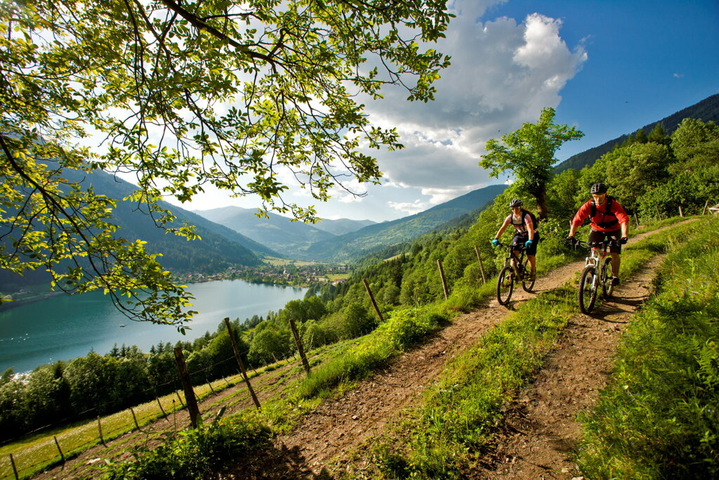 Zwei Biker in den Nockbergen bei Bad Kleinkirchheim