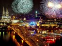 Mit Schiff, Bus und Kölsch ins neue Jahr feiern