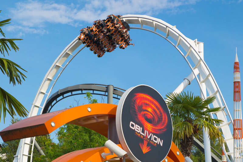 Oblivion The Black Hole – Dive Coaster im Gardaland Freizeitpark