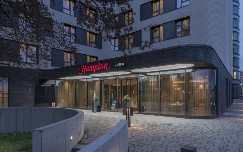 Hampton By Hilton Frankfurt Airport Speisekarte www.spar-mit.com