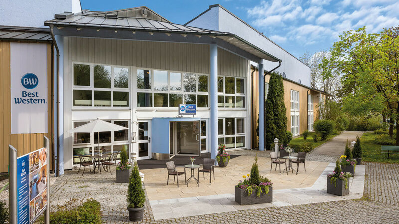 BEST WESTERN Aparthotel Birnbachhöhe Eingangsbereich