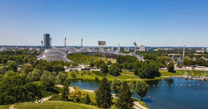Olympiasee München – Blick auf den See im Olympiapark