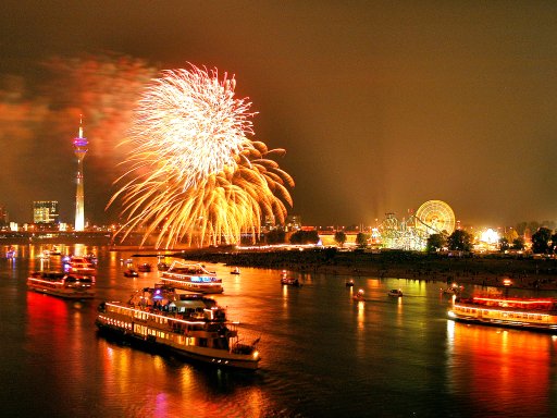 Silvesterparty mit Hit-Feuerwerk auf dem Schiff
