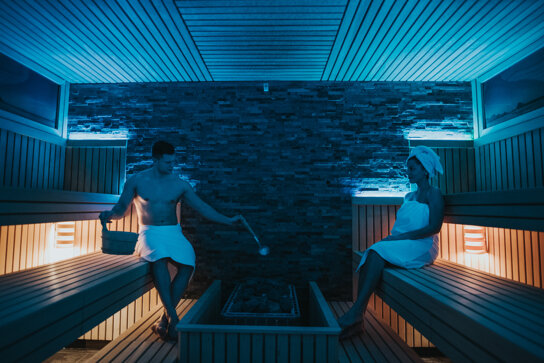 Sauna mit Beleuchtung