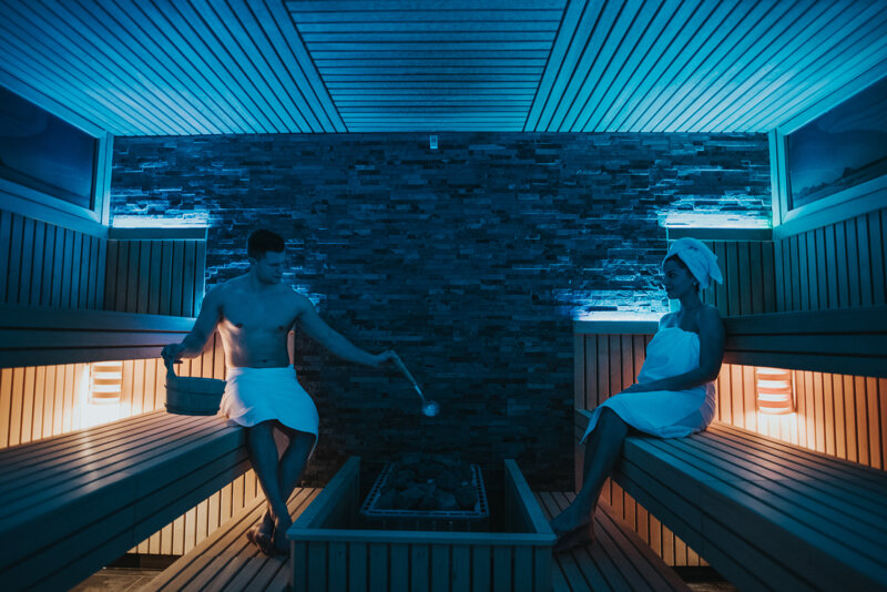 Sauna mit Beleuchtung