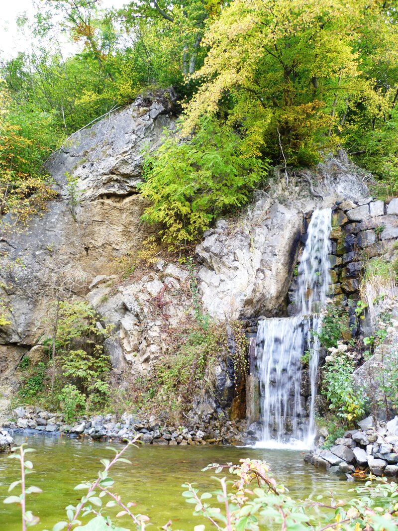 Wasserfall Atta-Höhle