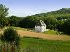 Goethe Gartenhaus mit Landschaft