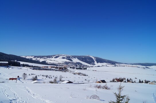 blick auf kurort oberwiesenthal©Stadtverwaltung Kurort Oberwiesenthal, GästeinformationTourismusverband Erzgebirge e.V.