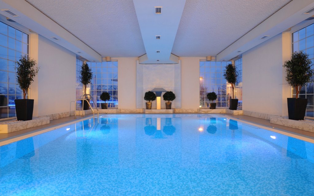 BEST WESTERN PREMIER Parkhotel Kronsberg Hannover Bad Hallenbad