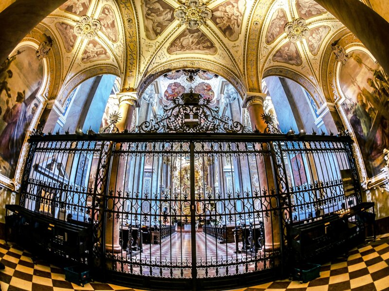 Kloster Machern an der Mittelmosel – historisches Zisterzienserkloster bei Bernkastel-Kues