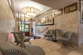 Eingang - Hotel Subterra