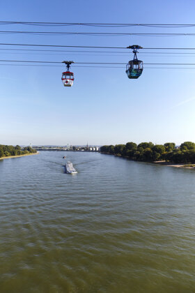 Seilbahn über den Rhein@KölnTourismus GmbH  Dieter Jacobi