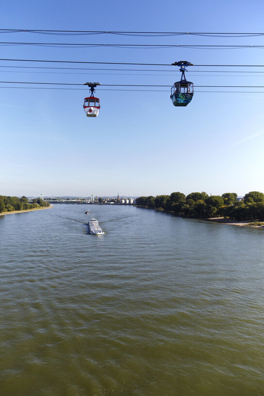 Seilbahn über den Rhein@KölnTourismus GmbH  Dieter Jacobi