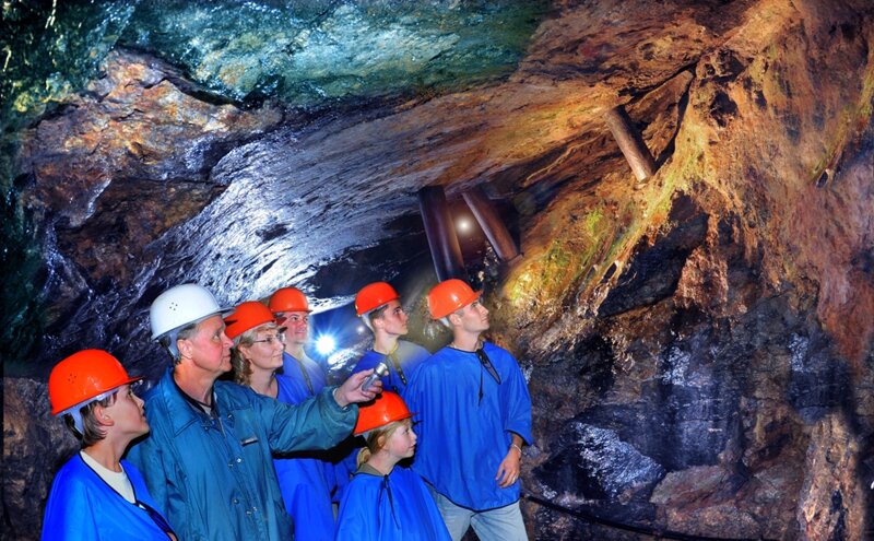 Besucherbergwerk im Erzgebirge – historischer Bergbau-Stollen in Annaberg-Buchholz