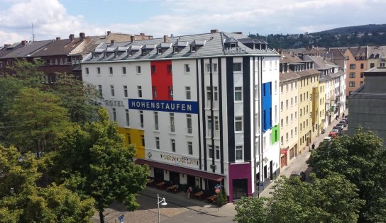 Hotel Hohenstaufen von außen