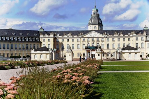 Schloss Karlsruhe & Schlosspark