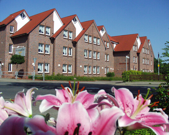 Der Schützenhof in Jever mit norddeutscher Backsteinoptik.