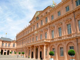 Ehrenhof C Staatliche Schlösser und Gärten BaWü, Julia Haseloff