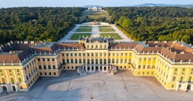 Schloss-Schoenbrunn-Luftaufnahme Oesterreich-Werbung Christian-Kremser