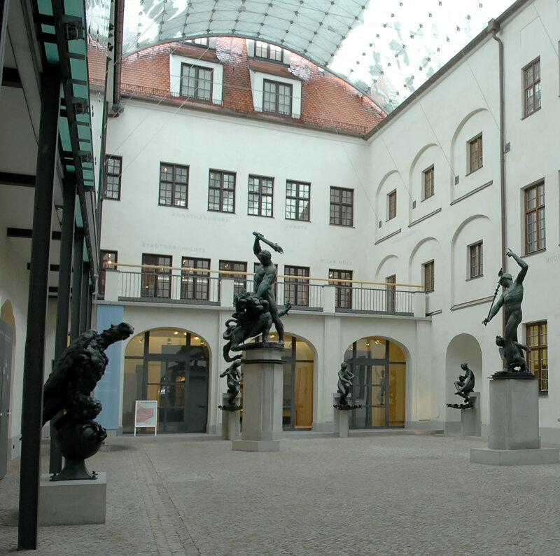 Viermetzhof im Maximilianmuseum