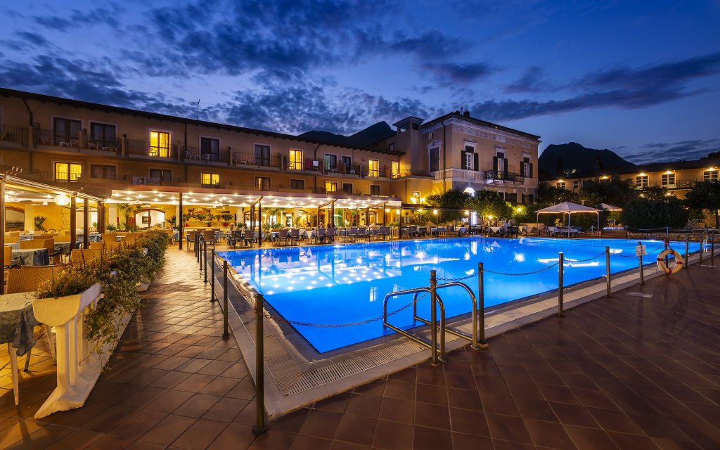 Hotel Antico Monastero Pool