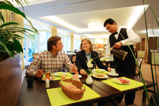 Pärchen beim Frühstück