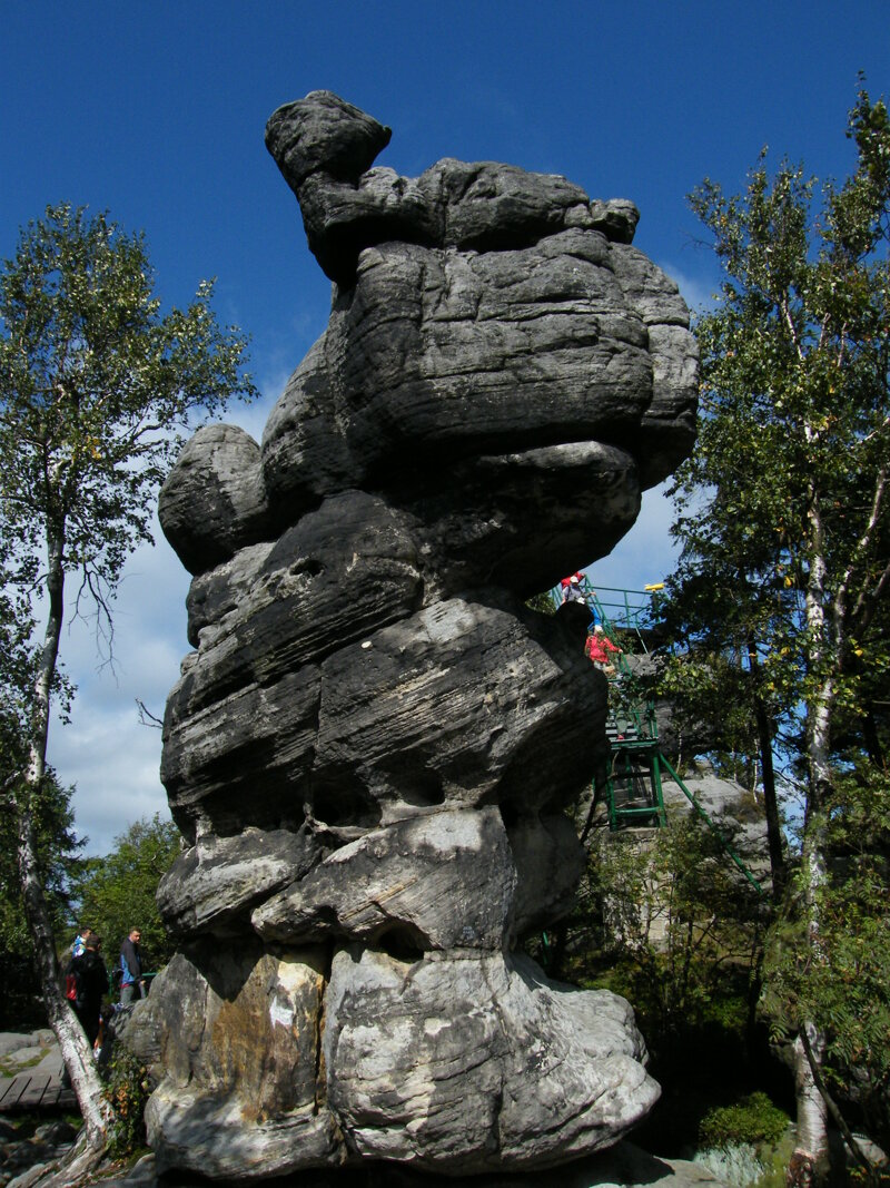 Skurrile Felsformationen im Tafelgebirge bei Bad Kudowa