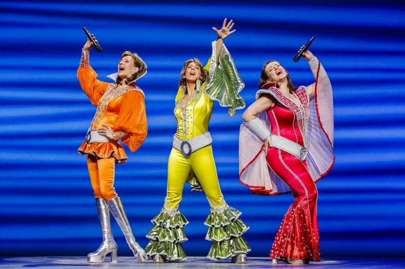 Mamma Mia! – ABBA-Musical im Stage Theater an der Elbe Hamburg