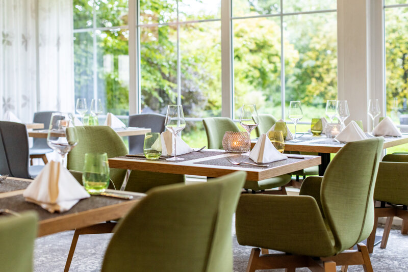 Restaurant in Grün gestaltet