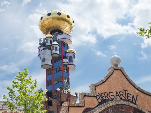 Hundertwasser-Turm in Abensberg.