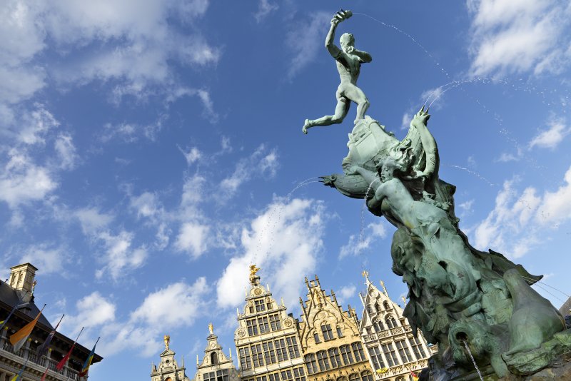 Brabo Statue Antwerpen
