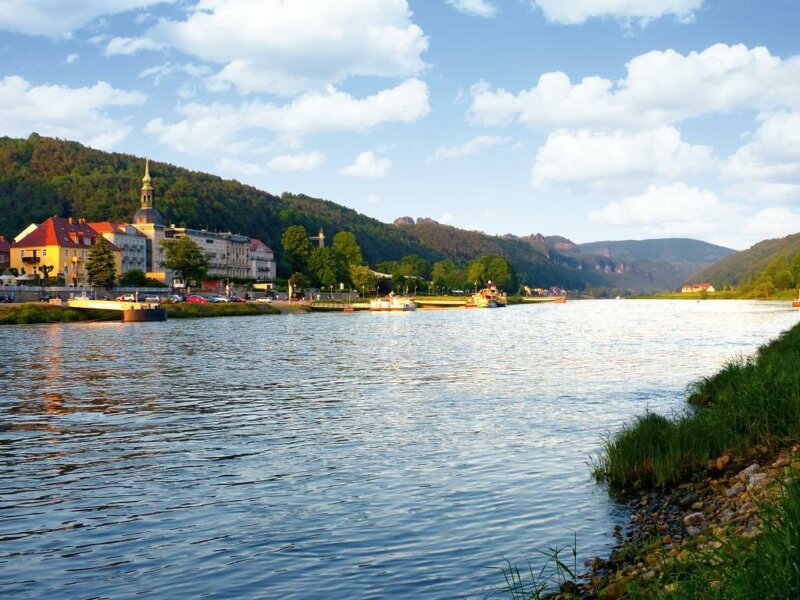 Bad-Schandau-Ansicht-Elbe Bad Schandau.de