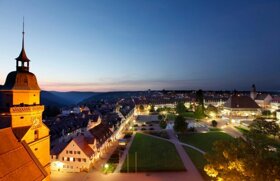 FDS Marktplatz abends