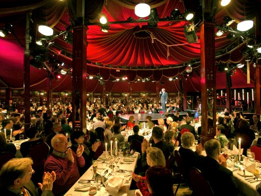 Krystallpalast Varieté  Leipzig - Gans Ganz Anders