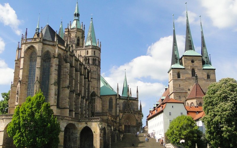 Domplatz Erfurt mit Mariendom und Severikirche