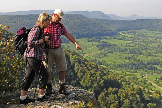 Wandern-auf-dem-Albsteig C Schwäbisch Alb Tourismus (2)
