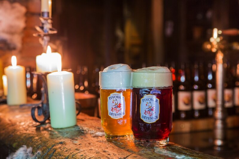 Detenice Mittelalter Fest Show Tschechien Bier