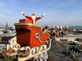 Fliegender Weihnachtsmann