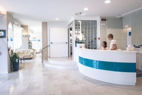 UW ImperialBeachHotelFano MarottaFano Reception