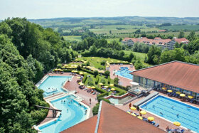 Luftaufnahme Therme c Gäste- und Kurservice Bad Griesbach